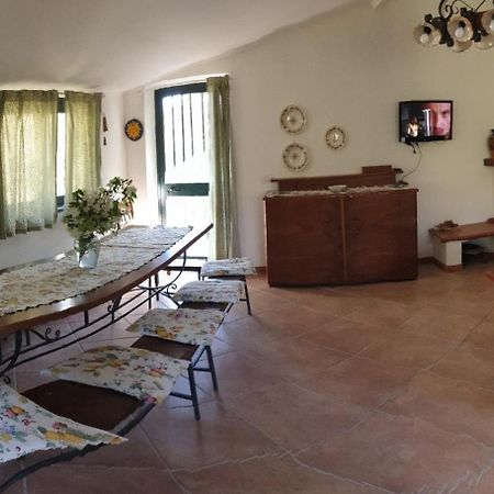 Вилла Casa Vacanza Etna Evergreen Пьедимонте-Этнео Экстерьер фото